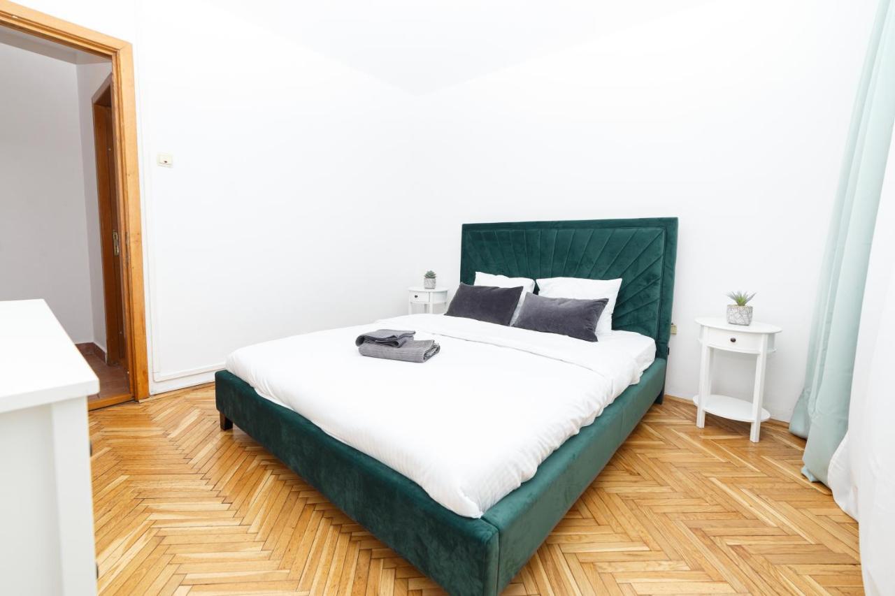 דירות בוקרשט Color Ap Calea Victoriei 12C מראה חיצוני תמונה